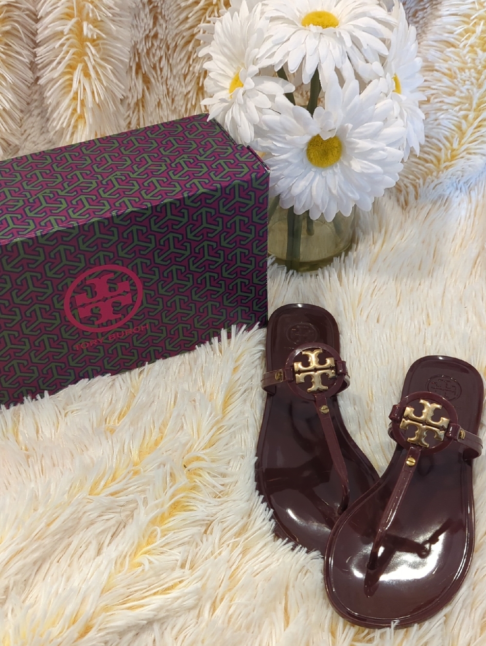 ❣️🩴Tory Burch  Mini Miller Jelly Thong Sandals In Bordeaux 🩴❣️